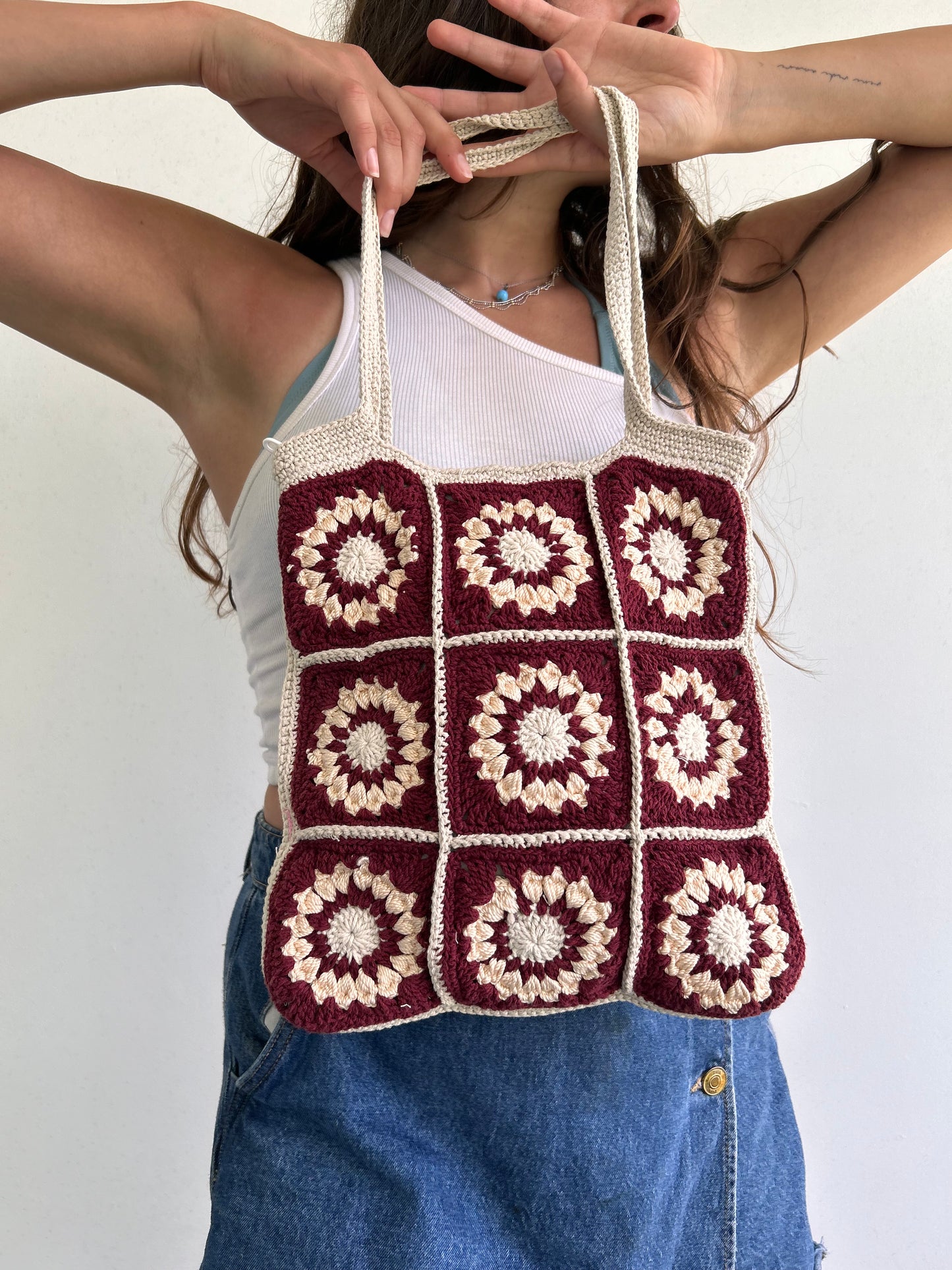 Granny Square Tote Bag with zip