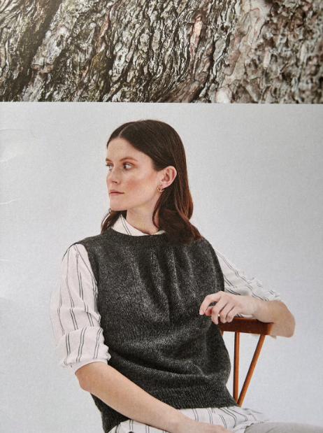Digital Erika Knight Grimshaw round neck knitted vest S / M / L