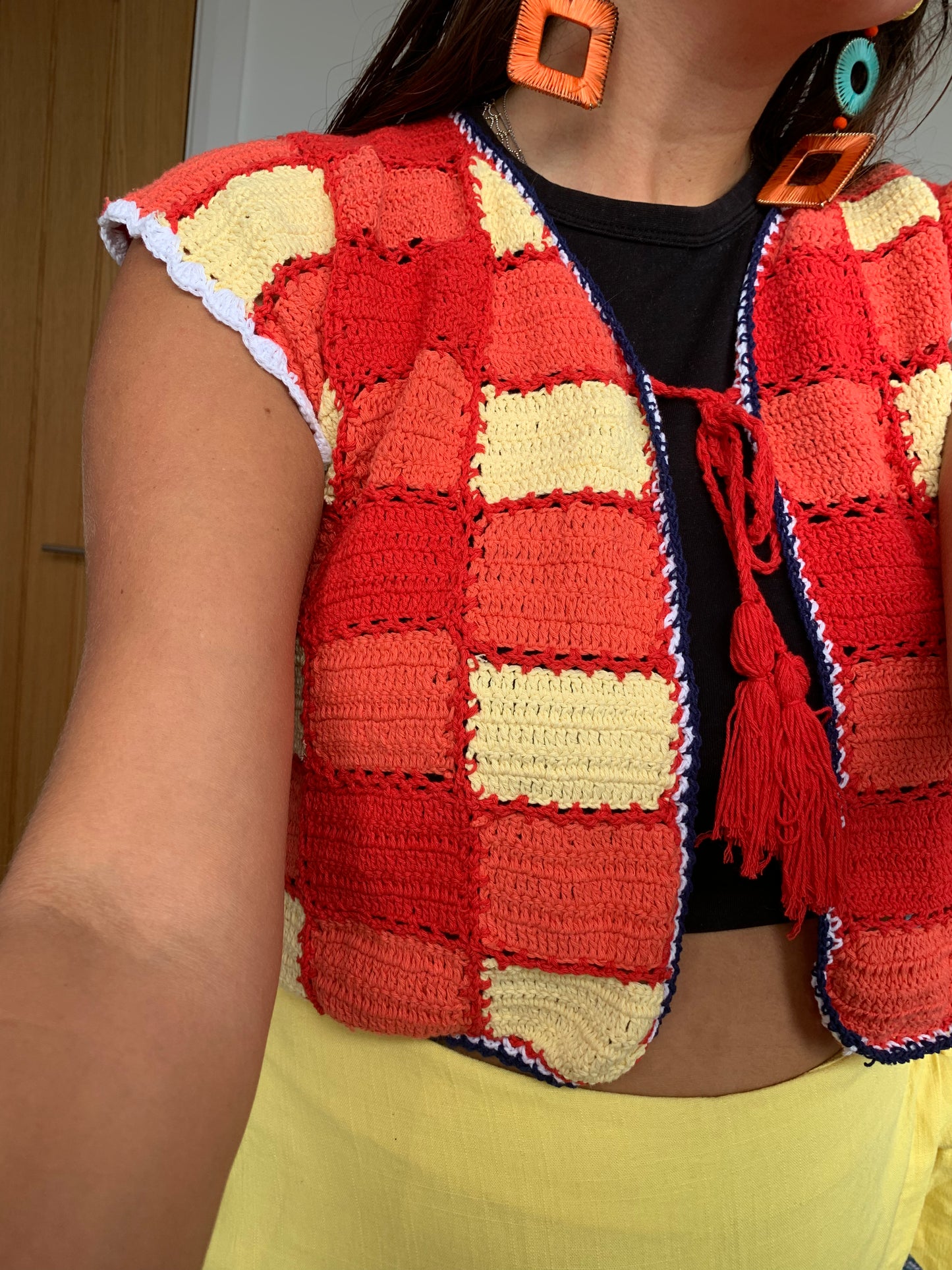 SAMPLE Gingham with White & Navy Scalloped Edge Vest