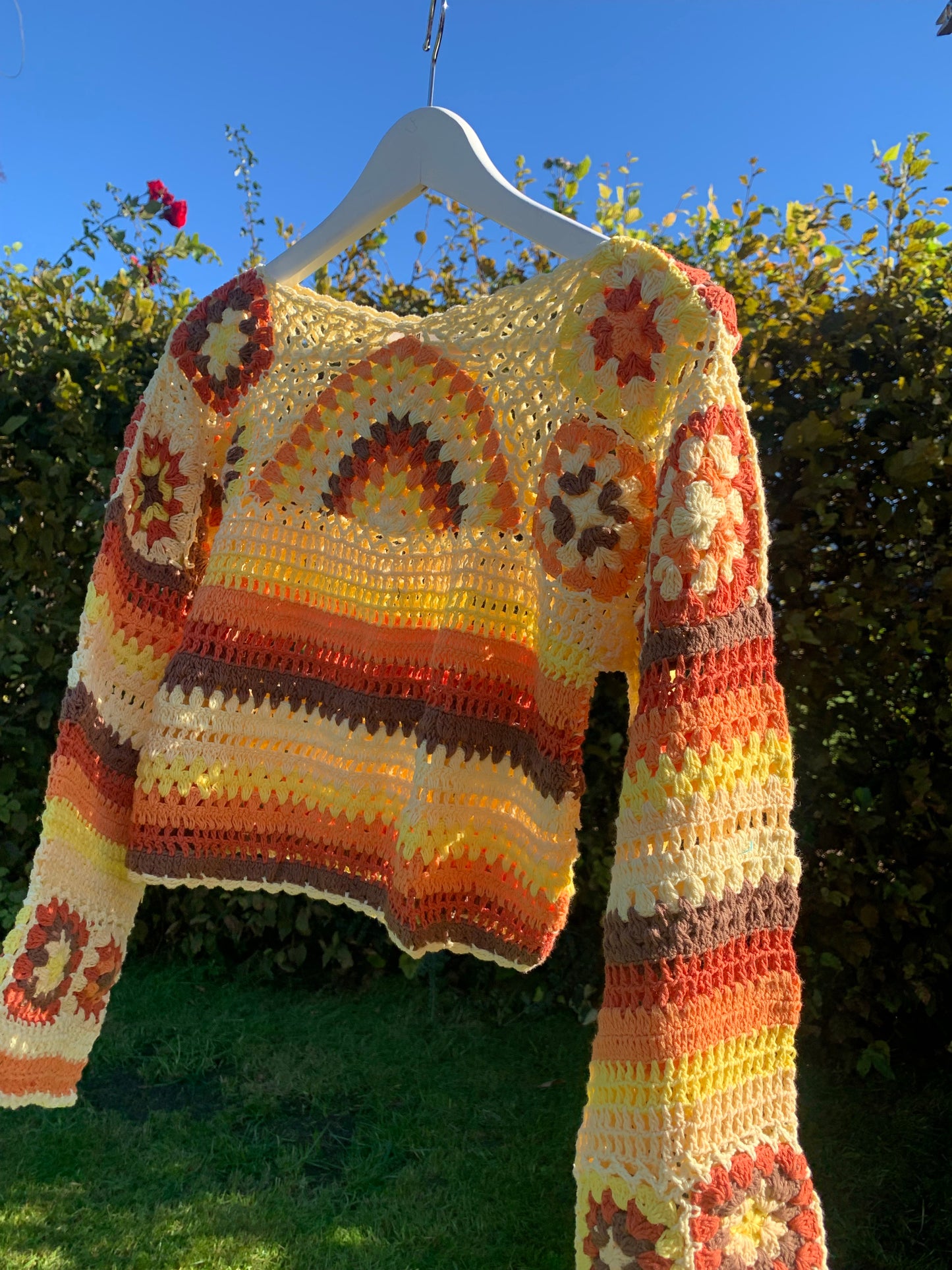 Ziggy cropped Jumper in 70s Sunset Yellow & Orange