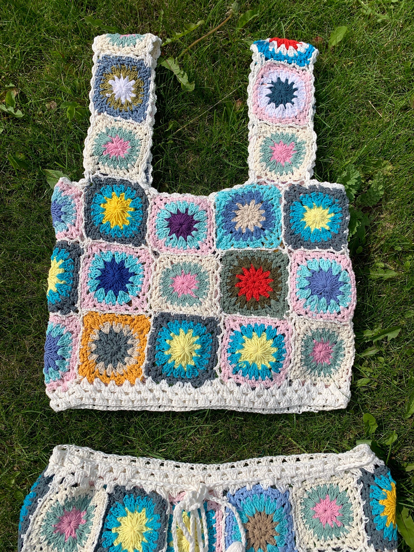 Patchwork Granny Square Crop Top - XL