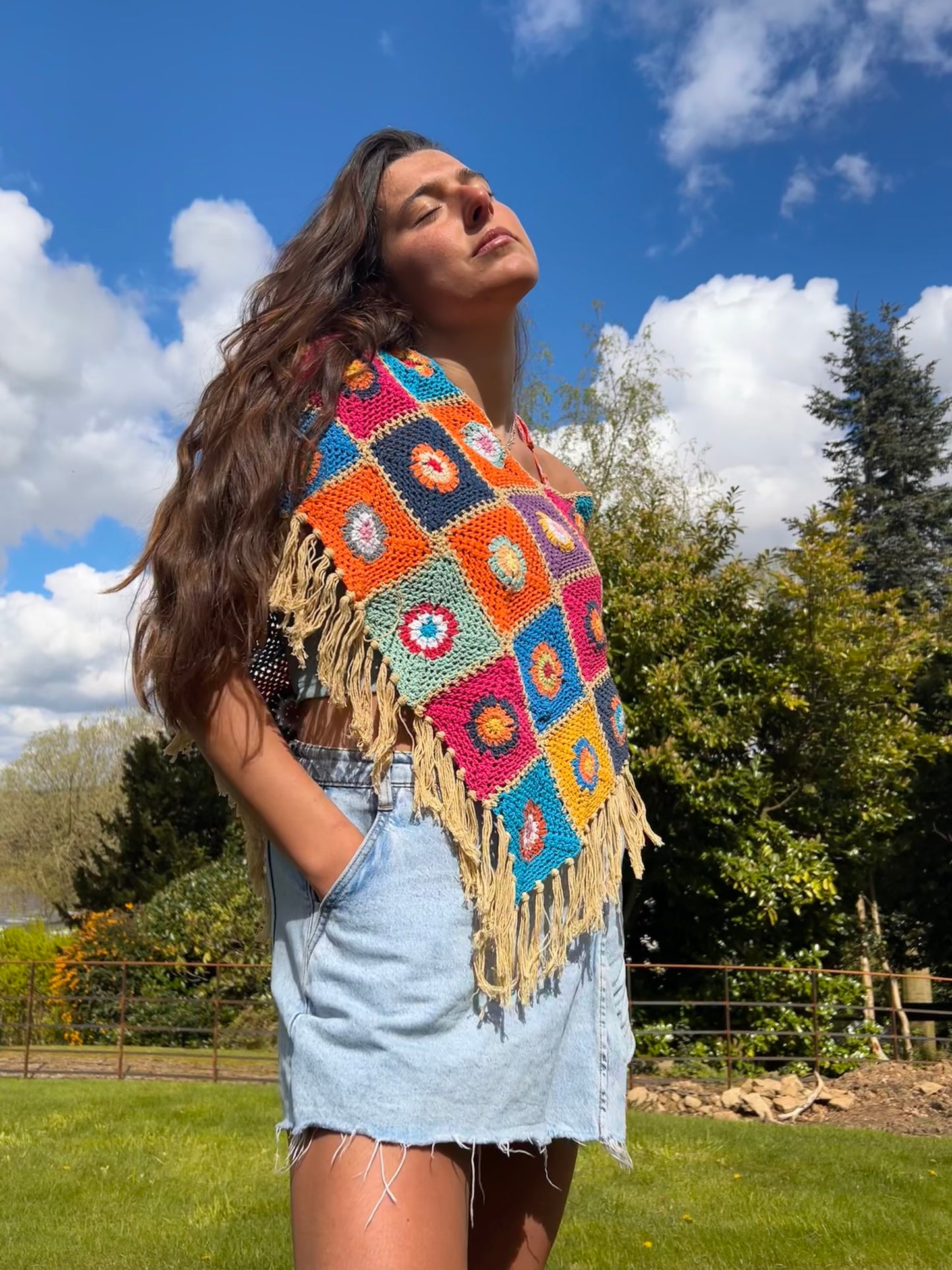 Granny square & tassel poncho