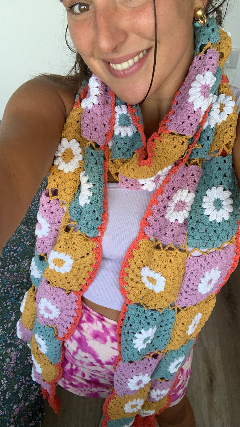 Multicoloured Paste Floral scarf with tassels