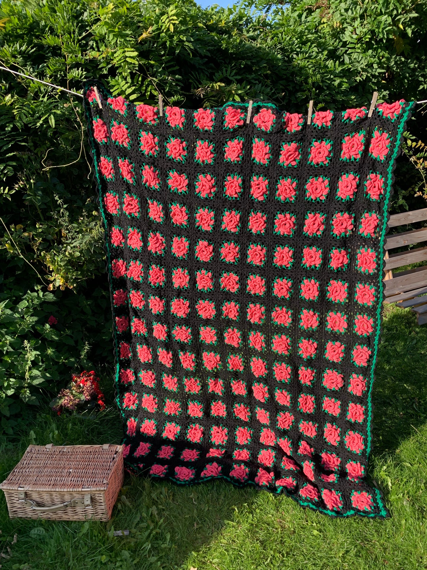 ROSEY Throw / Blanket