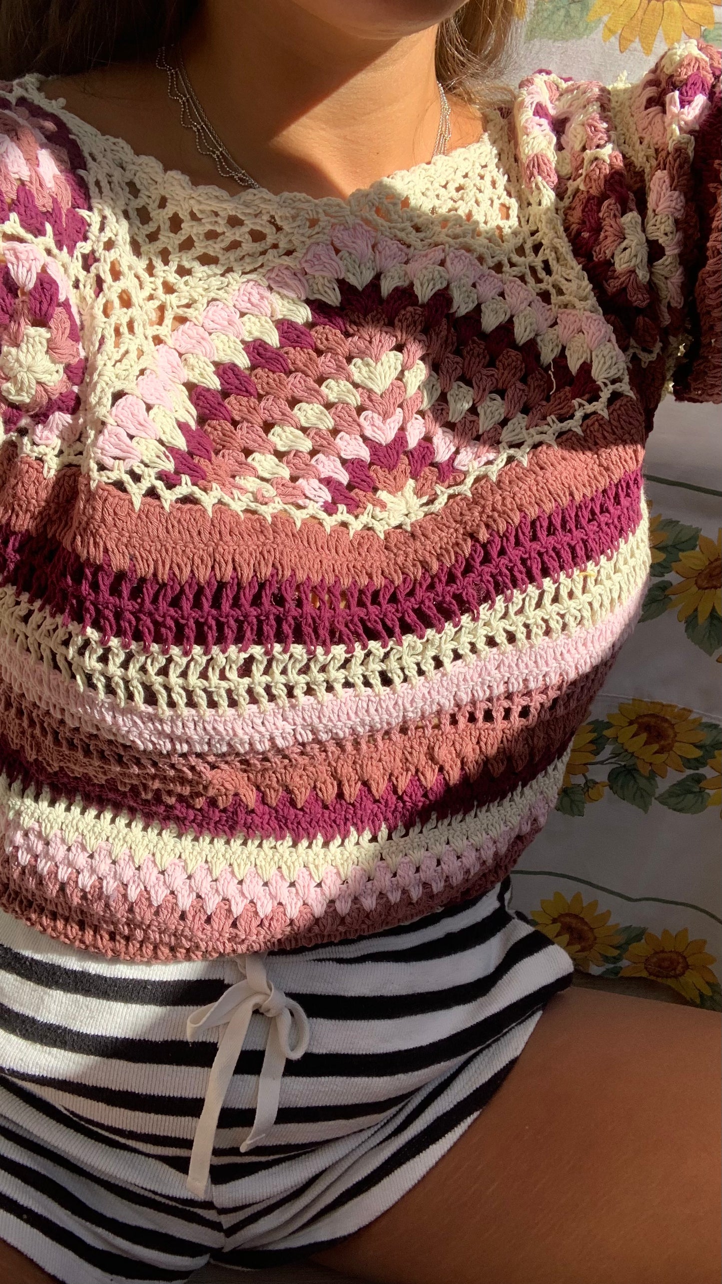Ziggy cropped Jumper in Lychee